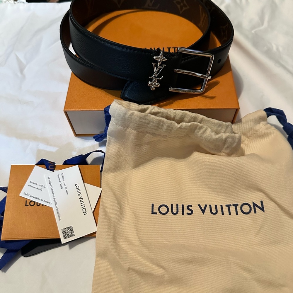 Louis Vuitton Black Leather Belt